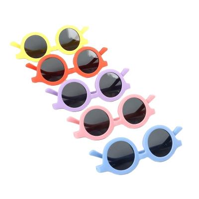 China New Fashion Sunglasses Silicone Polarized Sunglasses For Kids With UV-Resistant Matte Sunglasses for sale