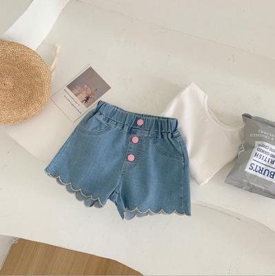 China YK0694A Breathable Girls' Embroidered Denim Shorts Children's Shorts Western Style Soft Slim Outdoor Wear Warm Pants for sale