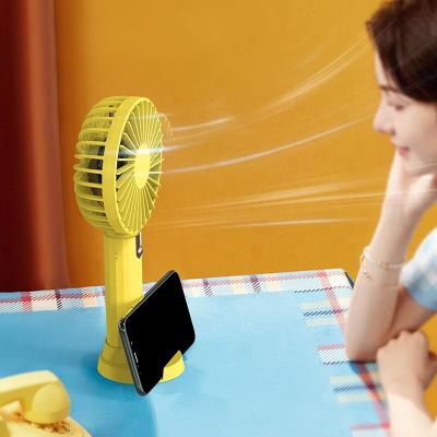 China Hotel Mini Portable USB Rechargeable Desk Table Fan Newly Rechargeable Handheld Fan for sale