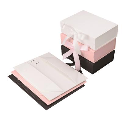 China Recycled Materials Wholesale Gift Box Luxury Foldable Rigid Paper Custom Printing Elegant Magnetic Cardboard Gift Box for sale