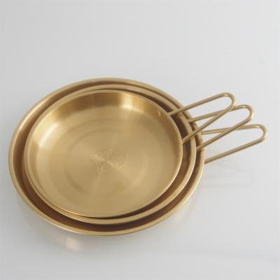 China Viable Factory Directly Sell Food Grade 304 Stainless Steel Round Hot Selling Golden Round Tray with Handle for Outdoor BBQ Camping for sale