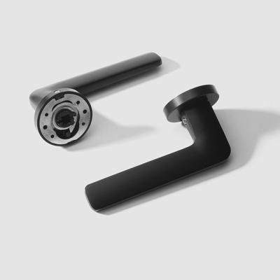 China Modern The latest modern minimalist design style zinc alloy door handle is widely used for sale