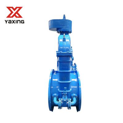 China BS5163 General Resilient Seated Spur Gear Gate Valve With Bypass for sale