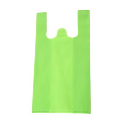 China 100% Full Test Eco-Friendly Good Quality Nonwoven T-shirt Bag Fast Shipping Customized Non-woven T-shirt Carry Bag for sale