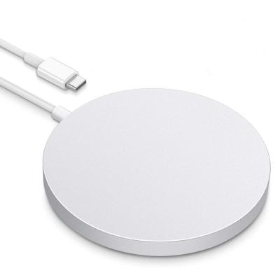 China New Products Mobile Phone Universal Fast Portable Qi 15W Magnetic Wireless Charger Pad Fast Charging Smart Phone for sale