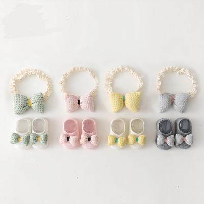 China Antibacterial Newborn Baby Socks And Headband Set Anti Slip Socks For Babies Bowknot Bundle for sale