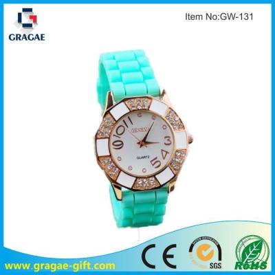 China Automatic Date Fashion Geneva Dimond Quartz Silicone Watch for sale