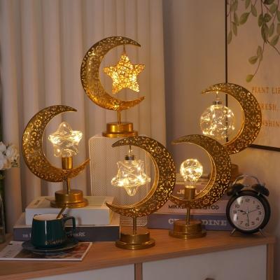 China Muslim Decorative Beauty Decorations EID LED Light Personality Wrought Iron Moon Lamp Bulb Star Atmosphere Table Lamp for sale