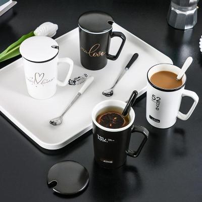 China 12 Oz Viable Black White 380 Ml Ceramic Mug Couple Student Business Coffee Mug for sale