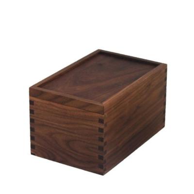 China Factory Price Pretty Rectangle Simple Handmade Walnut Brown Wooden Cigar Box for sale