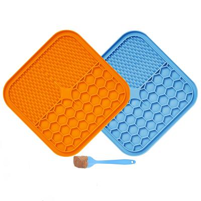 China 21*21 Cm Sustainable Dog Lick Mats Dogs Pets Licking Mat Pad For Silicone Treat Dog Lick Pad for sale