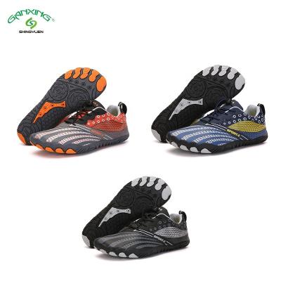 China GANXING Male OEM Custom Durable Nature Cushioning Increasing Soft EVA Surfing Black Beach Five Sports Boot Calcetines With Toe Aqua Shoes for sale