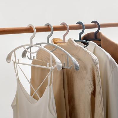 China New Arrival Eco-friendly Hanger Non-trace Drying Rack Anti-shoulder Horn Clothes Hanger Hijab Hanging Hanger for sale