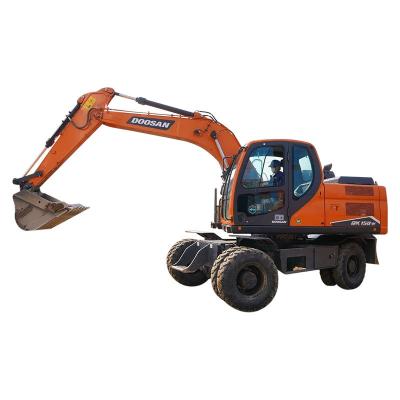 China 2017 Used Wheeled Excavator Doosan Daewoo DH150 DX150 15 Ton Mobile Tire Rubber Land Excavator Machine 0.58MÂ ³ en venta