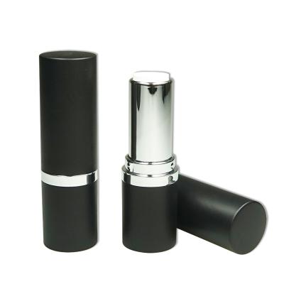 China Customized color round tube sale tube plastic packaging luxury cosmetic hot black classic lipstick black tube for sale