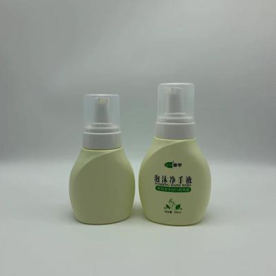 China HDPE Cosmetic Foam Pump Bottle 180ml 320ml Foam Plastic Bottle for sale