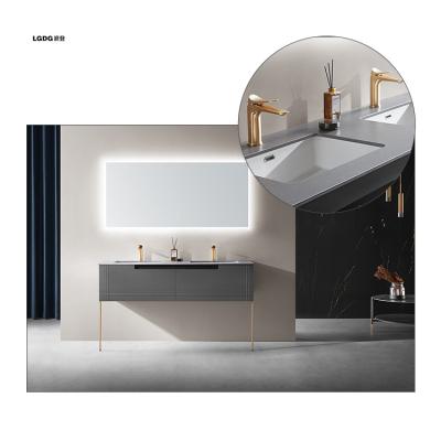 China Factory Customization Luxury Hotel Modern Design Mirror Bathroom Vanity With Double Sink for sale