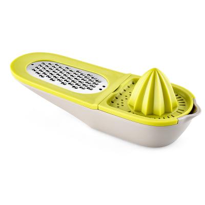 China Viable Multifunctional Juicer Grater 2 in 1 Manual Juicer Manual Grater Lemon Kitchen Instrument Household Squeezer Garlic Minced Tool for sale