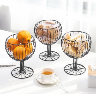 China Hot Selling Creative Creative Morden Home Decoration Metal Fruit Basket Kitchen Storage Rack for sale