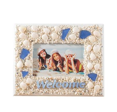 China Modern Luxury Custom Design Tourist Shell Tourist Ocean Souvenir Logo Wooden Photo Frame for sale