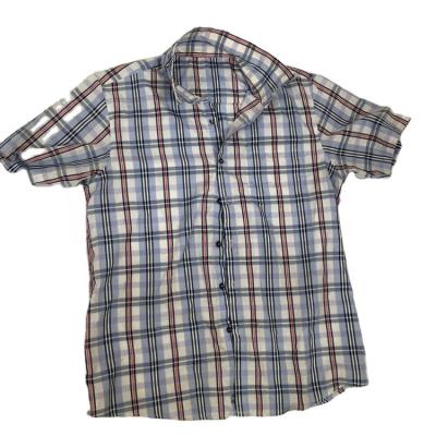 China Polyester / Cotton Used Clothes Second Hand Apparel Short Sleeves Mens Shirts for sale