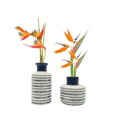 China 100% Handmade Modern Nordic Wholesale Antique Home Pieces Style Porcelain Ceramic Vases Decoration For Hotels for sale