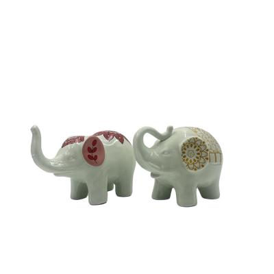 China 100% Handmade Ceramic Luxury Figurine Decorations Creative Animal Elephant Craft Home Decorations for sale