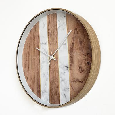 China Creative Antique Effect Advantageous Plastic Wood Frame Wall Clock Style Wall Clock Style Design Dial For Home Decoration for sale