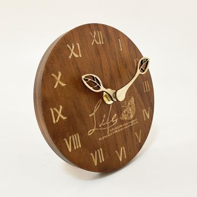 China Creative Vintage Table Clock Design Wooden Desk Clock Laser Cut Vintage Style Wooden Table Clock For Gift for sale