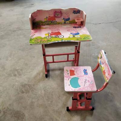 China Silla del escritorio ajustable del niño plástico con el estudio en casa del almacenamiento en venta