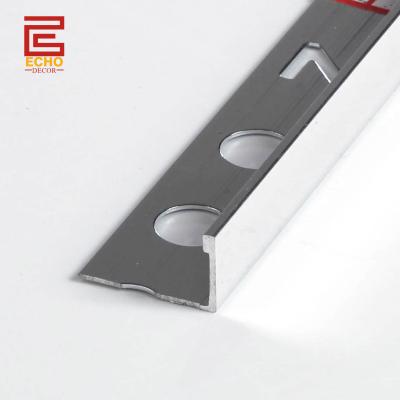 Chine 10mm décoratif de la tuile de céramique Transition Strip gris de la tuile de chrome bordure de la bande à vendre