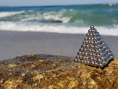 China Kellin Neodymium Magnetic Balls 216 pcs Pyramid Shaped 5mm Buckyballs for Intelligence Development for sale