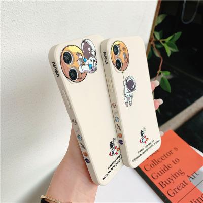 China 2022 shockproof new popular cartoon astronaut for iphone 11 12 pro max low price 13 cell phone case wholesale for sale