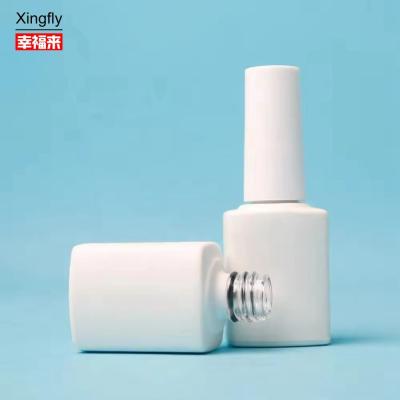 China Botella de vidrio de esmalte de uñas de 8 ml Cuadrada con cepillo Gel vacío UV Botella de esmalte de uñas en venta