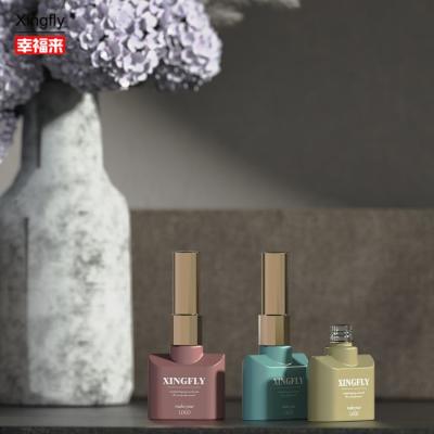 China 12ml Nail Polish Bottle Empty Polish Nail Uv Gel Polish Glass Bottle With Cap Brush Te koop