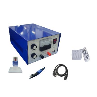 China Jewelry Welding Mini Spot Industrial Hand Held Jewelry Welder 50A 80A Battery Spark Dental Welding Machine for sale