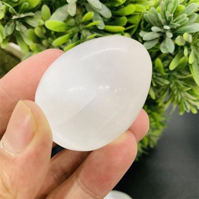 China Europe Wholesale High Quality Polishing Egg Crystal Massage Eggs White Selenite for Healing for sale