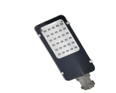 China ROAD IP65 Aluminum Integrated 10w 20w 30w 40w 100w Solar Powered Street Lights Residential à venda