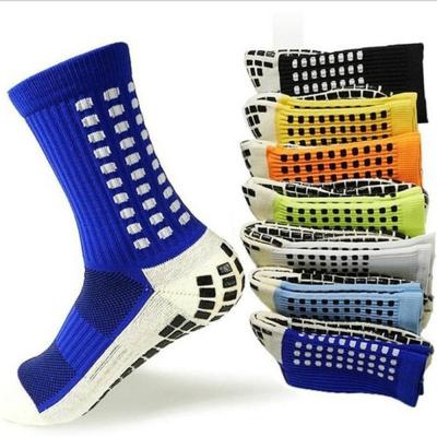 China Breathable Wholesale Anti Slip Knock Non Slip Soccer Sport Football Sports Grip Socks For Men for sale