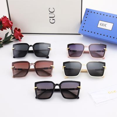 China Custom Sunglasses Famous Brands 2021 Wholesale Logo Cheap Quality Newest Good Comfort Designer Sunglasses for sale