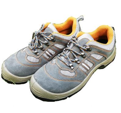 China Smash Proof Steel Toe Summer New Design Mesh Comfortable Safety Shoes for sale