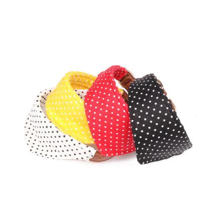 China Viable Personalized Dog Bandana Collar Polka Dot Print Bandanas For Dogs for sale