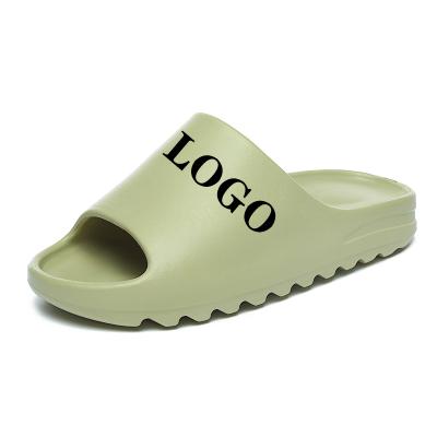 China Original Fashion Trend Summer Flat Yeezy Sandals Men Slips Shoes Women Slip On Eva Slippers Indoor Sides Sandals Yeezy Slippers for sale