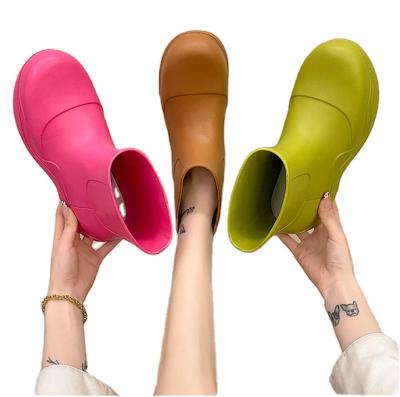 China Fashion Trend Children's Short Rain Shoes EVA Summer Fashion Rain Boots Tube Rain Boots Women Water Shoes Ladies Designer Boots For Girls for sale