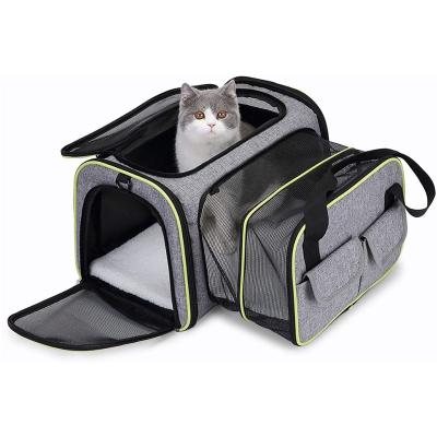 China Breathable Oxford Pet Carrier Bag Soft Side Foldable Cats Puppies Cats Bag Pet Carrier Raised Carrier Handbag for sale