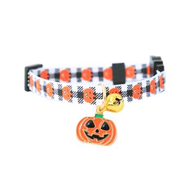 China Cute Personalized Halloween Christmas Pet Decor Cat Collar With Bell Adjustable Pumpkin Bell Dog Neck Collar for sale