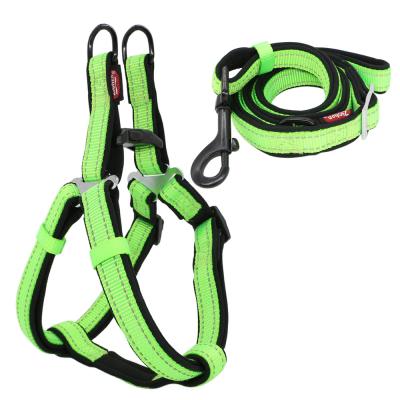 China Hot Selling Type Reflective Cat Harness Outdoor Sports Portable Pet Leash Vest Traction Harness Dog Rope for sale