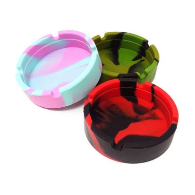 China Glow in the Dark Logo Cute Cigar Silicone Ashtray Custom Portable Wholesale for sale