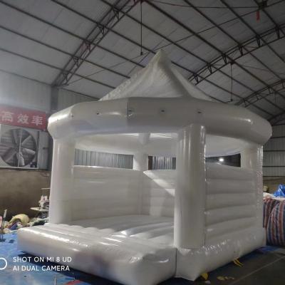 China Lightweight ; Easy Setup And Instant Inflatable Inflatable Wedding Bounce House Bouncy Castle White Wedding Jumping Castle for sale