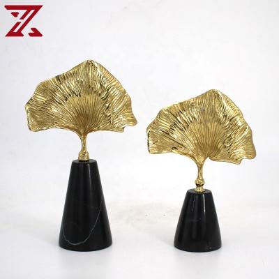 China High-end minimalist luxury home decoration style leaf shape design fashion metal table ornament creative gifts for sale